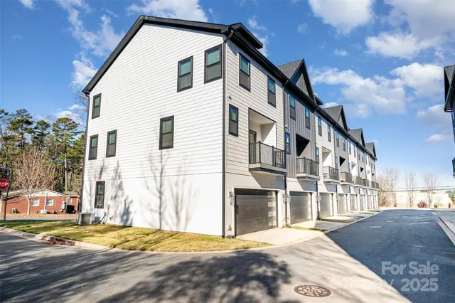 $439,000 | 8735 Nolley Court, Charlotte, NC 28270