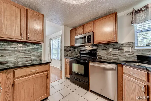 $395,000 | 3143 Lavender Lane, St. Louis, MO 63139