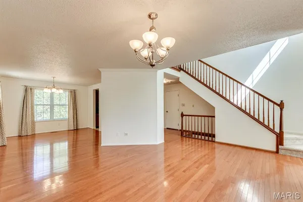 $395,000 | 3143 Lavender Lane, St. Louis, MO 63139
