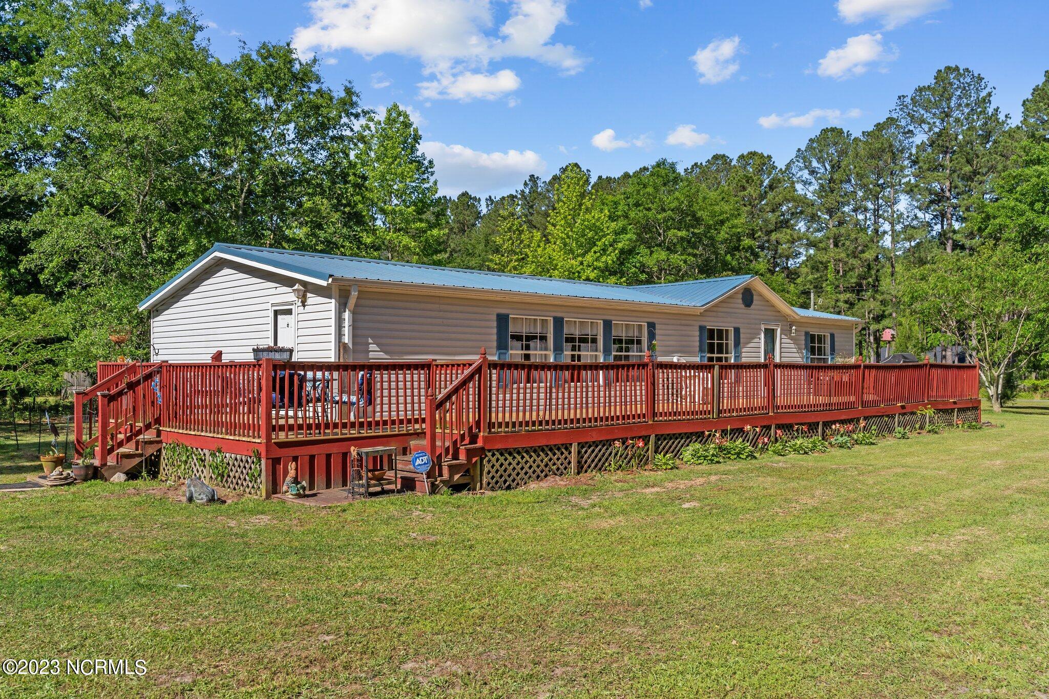 703 Rivenbark Road Currie, NC 28435 - Photo 4 of 59 4-web-or-mls-BTS08028