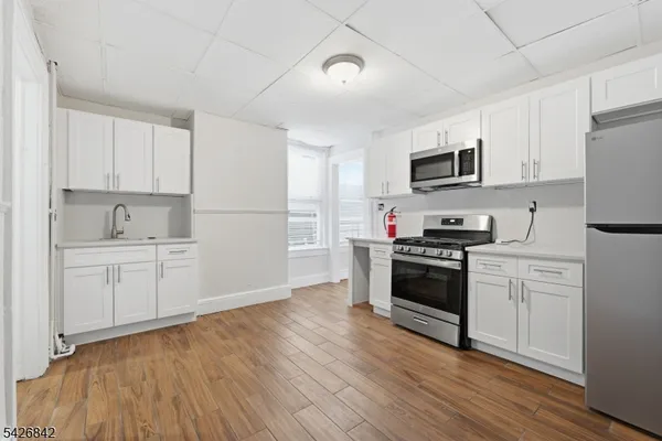 $1,750 | 68 Mill Street, Unit 2, Belleville, NJ 07109