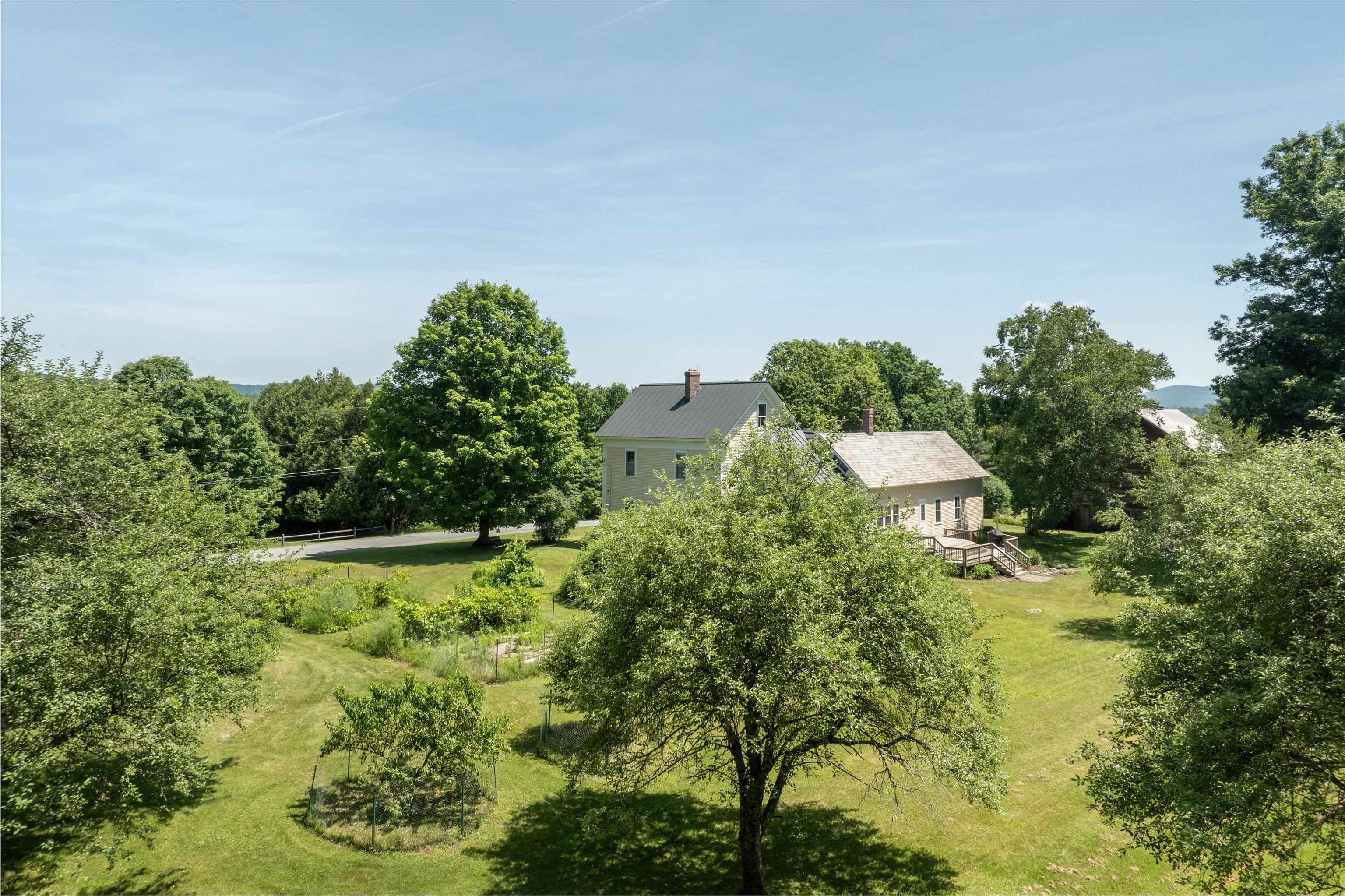 185 Crown Point Road Springfield, VT 05156 - Photo 17 of 51