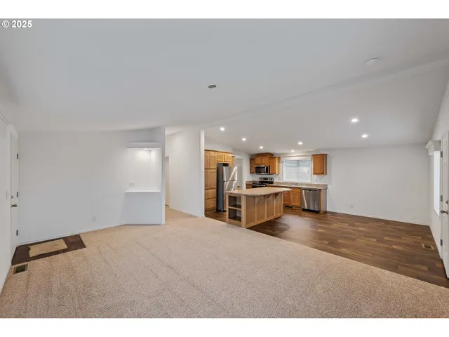 $299,000 | 649 South Marple Street, Coos Bay, OR 97420