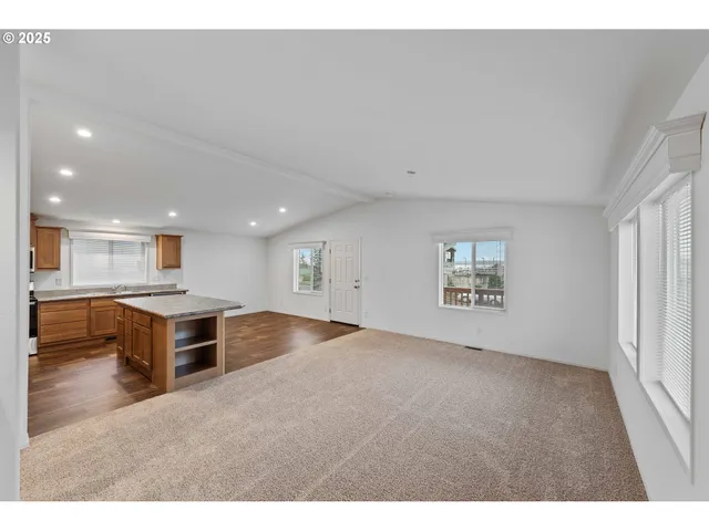 $299,000 | 649 South Marple Street, Coos Bay, OR 97420