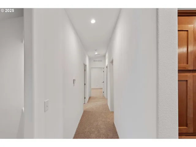 $299,000 | 649 South Marple Street, Coos Bay, OR 97420