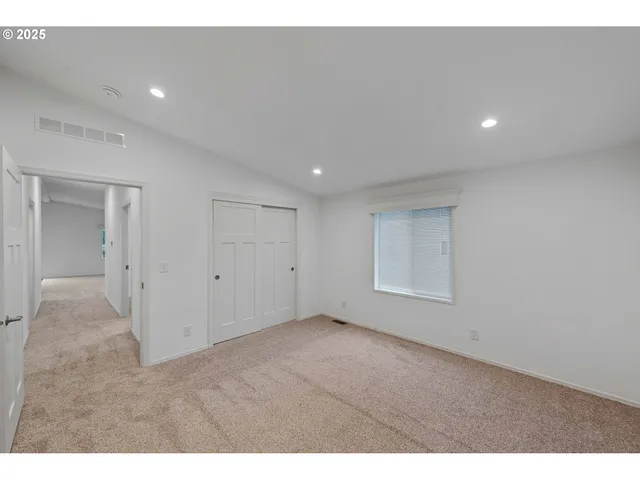 $299,000 | 649 South Marple Street, Coos Bay, OR 97420