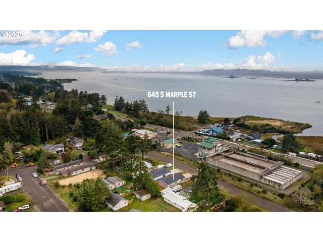 $299,000 | 649 South Marple Street, Coos Bay, OR 97420