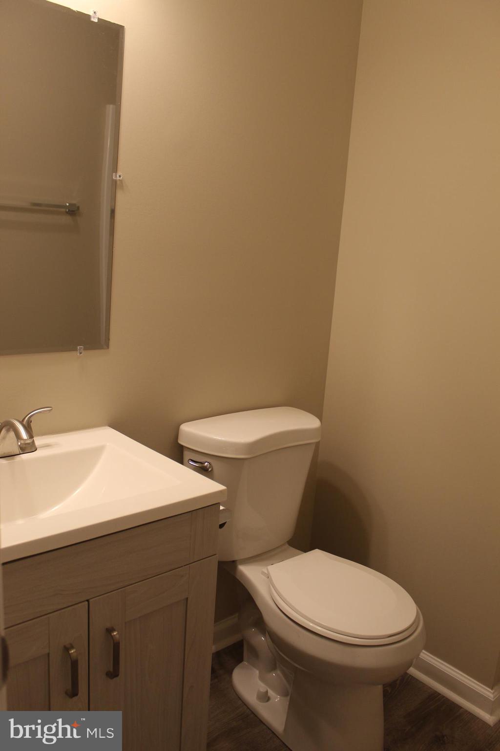 14070 Silver Hill Road Sumerduck, VA 22742 - Photo 13 of 26 Master bath