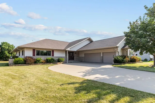 $480,000 | 2374 Shore Preserve Drive, Oshkosh, WI 54904