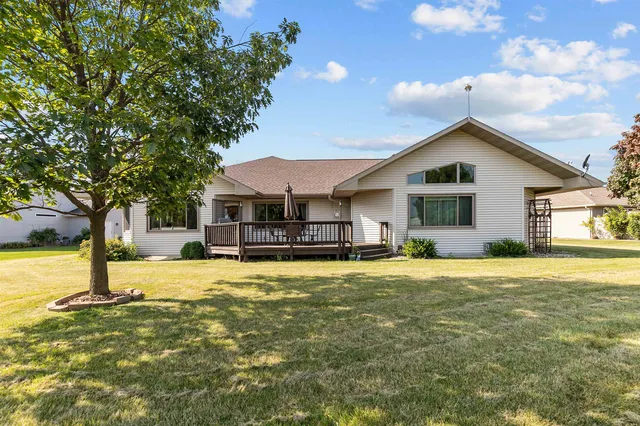 $480,000 | 2374 Shore Preserve Drive, Oshkosh, WI 54904