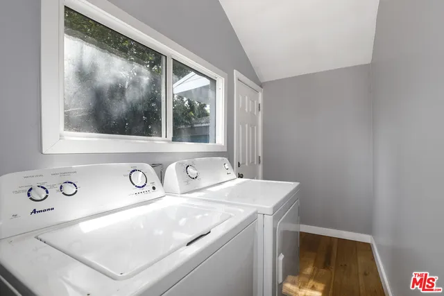 $1,155,000 | 319 Chestnut Avenue, Los Angeles, CA 90042