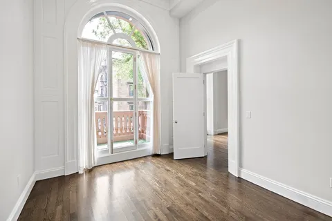 $4,200,000 | 63 Mt Vernon Street, Unit 4, Boston, MA 02108