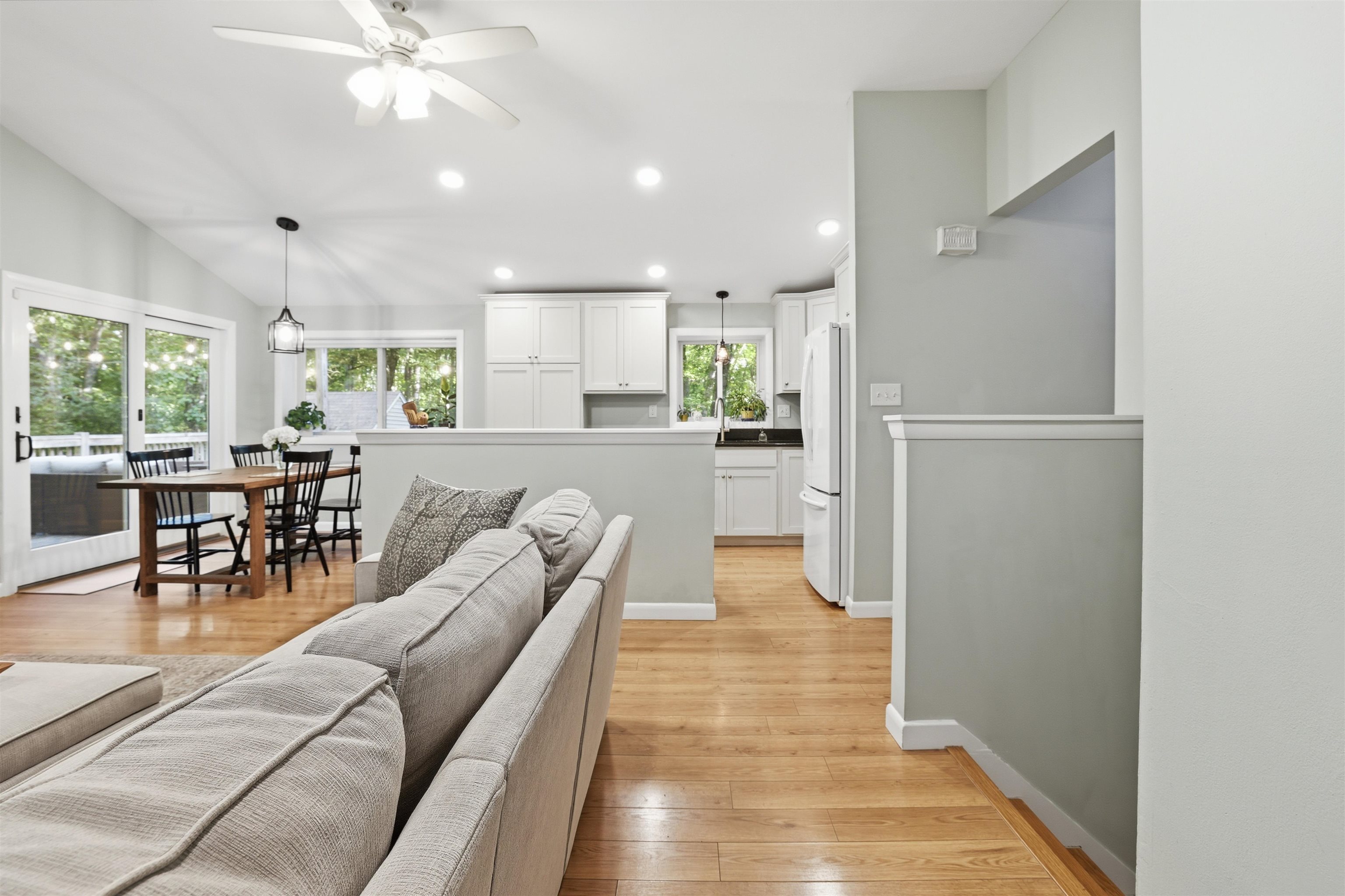 65 Londonderry Road Windham, NH 03087 - Photo 22 of 34
