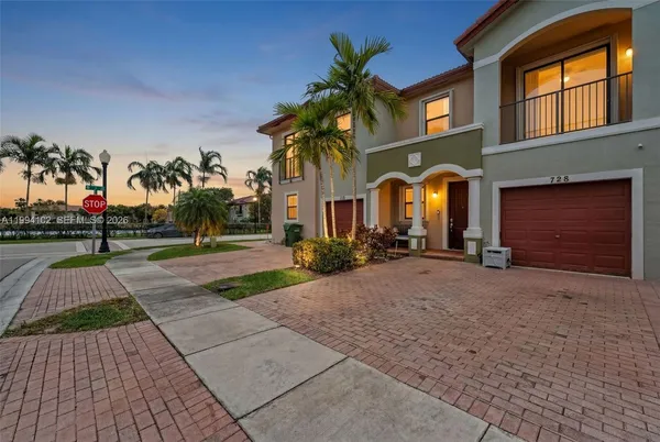 $3,000 | 728 Northeast 34th Avenue, Homestead, FL 33033