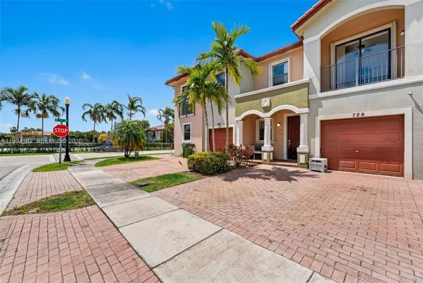 $3,000 | 728 Northeast 34th Avenue, Homestead, FL 33033