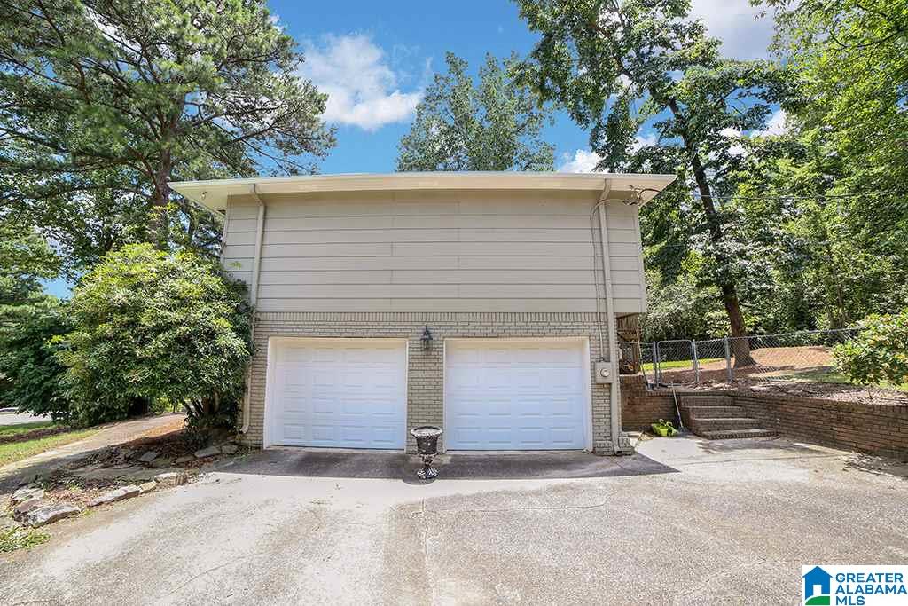 4945 Nottingham Lane Birmingham, AL 35223 - Photo 3 of 27