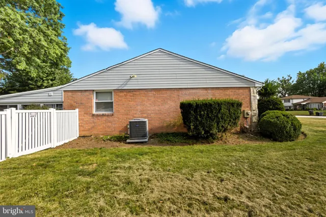 a picture of floor plan