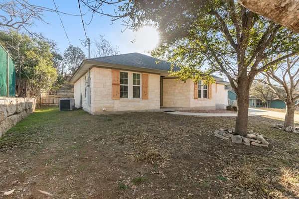 $320,000 | 214 Willow Lane, Ingram, TX 78025