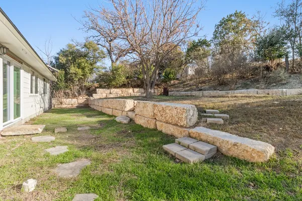 $320,000 | 214 Willow Lane, Ingram, TX 78025