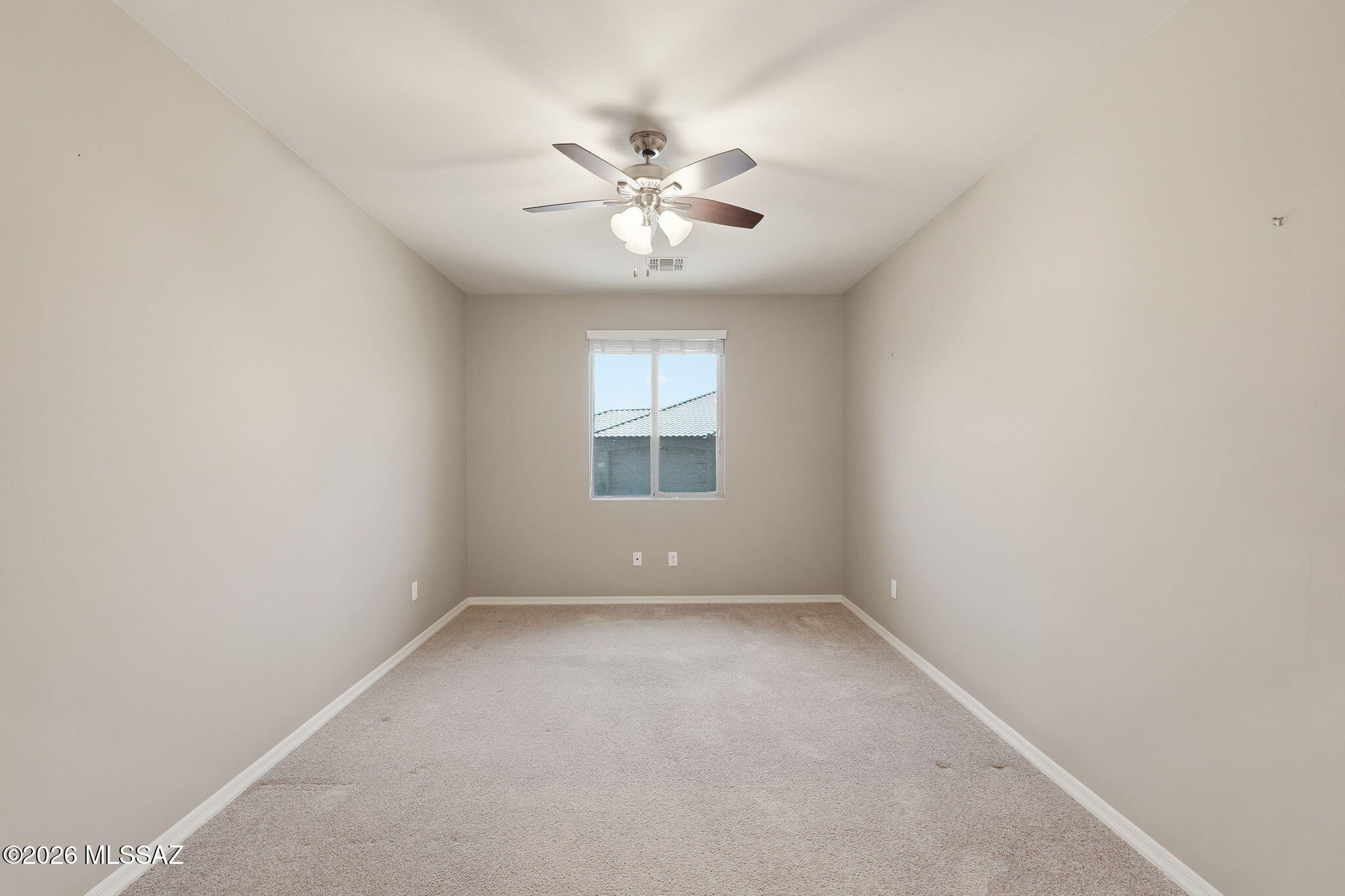 39054 South Running Roses Lane Tucson, AZ 85739 - Photo 8 of 44