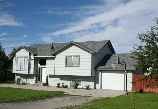 4827 North Mayhew Road Spokane Valley, WA 99216 - Photo 1 of 9