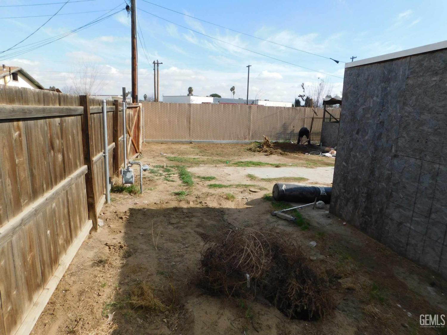 Undisclosed Address Bakersfield, CA 93305 - Photo 19 of 22 a view of a walk in closet