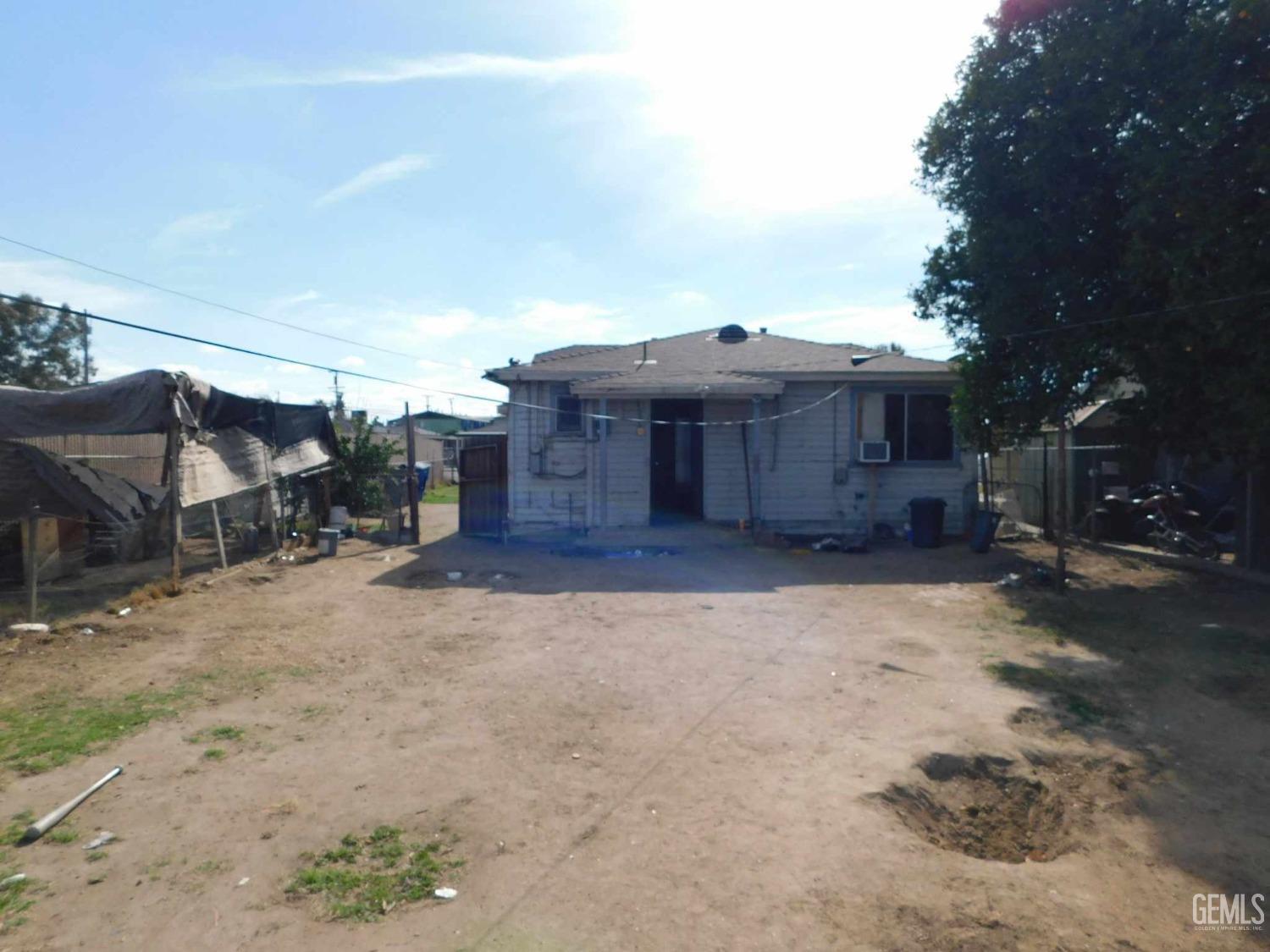 Undisclosed Address Bakersfield, CA 93305 - Photo 22 of 22 a view of a house with a snow in the background