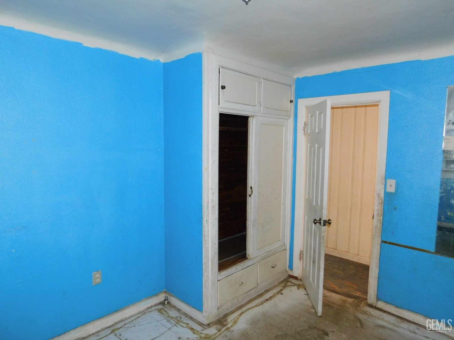 Undisclosed Address Bakersfield, CA 93305 - Photo 10 of 22 a view of empty room