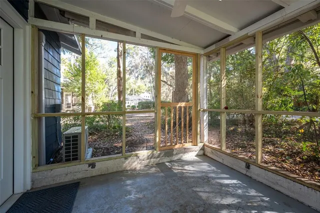 $1,250 | 318 Northwest 24 Street, Unit A, Gainesville, FL 32607