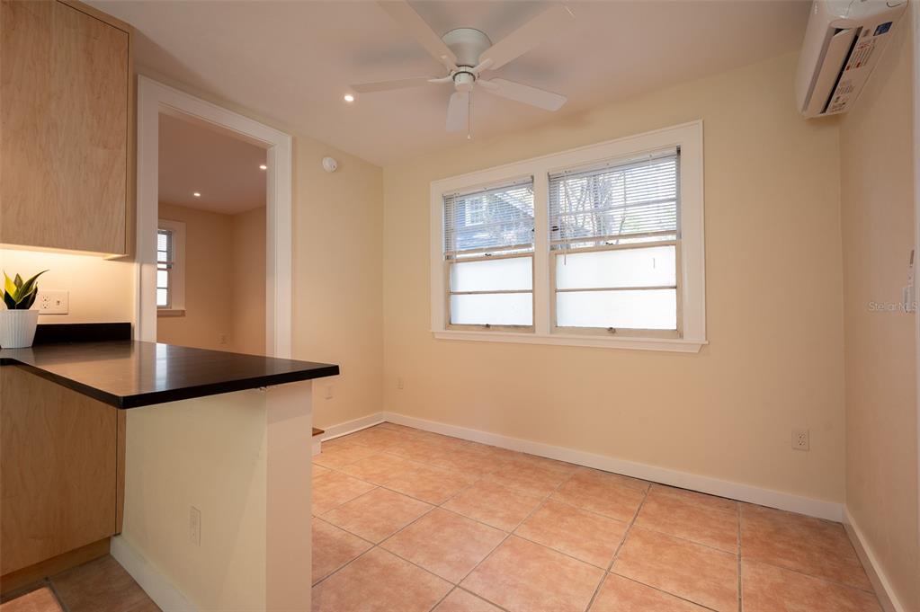 318 Northwest 24 Street, Unit A Gainesville, FL 32607 - Photo 5 of 16