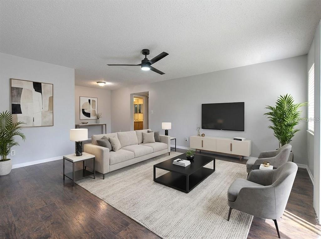 13403 Arbor Pointe Circle, Unit 304 Tampa, FL 33617 - Photo 3 of 26