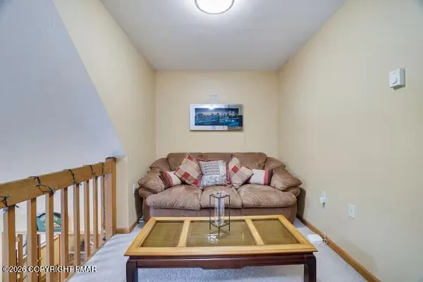 $2,300 | 7118 Winnebago Drive, Pocono Lake, PA 18347