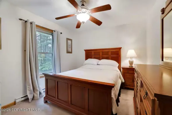 $2,300 | 7118 Winnebago Drive, Pocono Lake, PA 18347