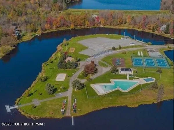 $2,300 | 7118 Winnebago Drive, Pocono Lake, PA 18347