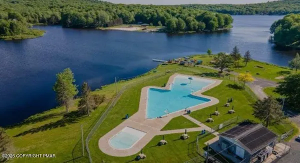 $2,300 | 7118 Winnebago Drive, Pocono Lake, PA 18347