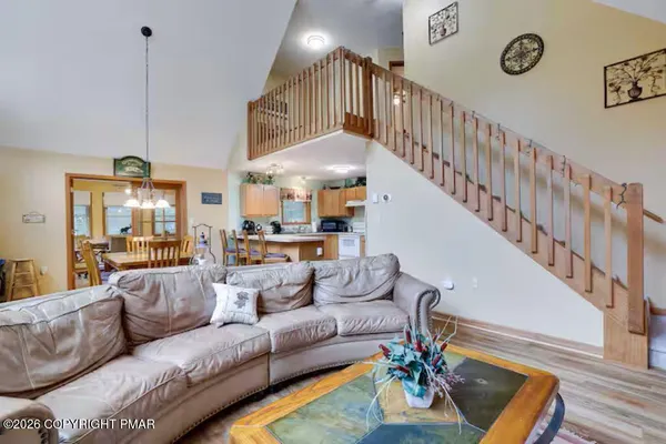 $2,300 | 7118 Winnebago Drive, Pocono Lake, PA 18347