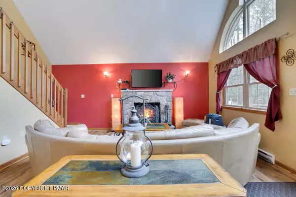 $2,300 | 7118 Winnebago Drive, Pocono Lake, PA 18347