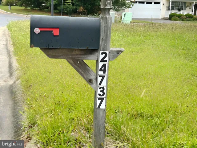 $590,000 | 24737 Nickelby Drive, Damascus, MD 20872