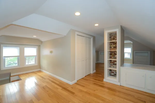 $2,600 | 32 Gilman Street, Unit 2 2, Nashua, NH 03060