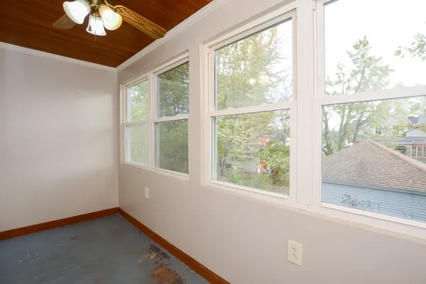 $2,600 | 32 Gilman Street, Unit 2 2, Nashua, NH 03060