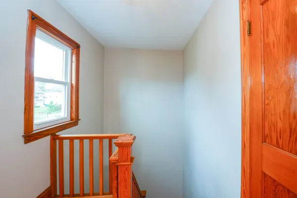 $2,600 | 32 Gilman Street, Unit 2 2, Nashua, NH 03060