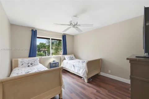 $899,999 | 18000 Northwest 16th Street, Pembroke Pines, FL 33029