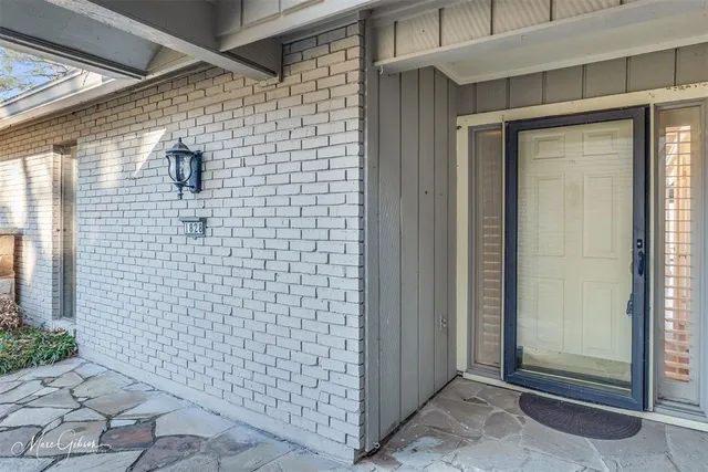 a view of a livingroom with a furniture