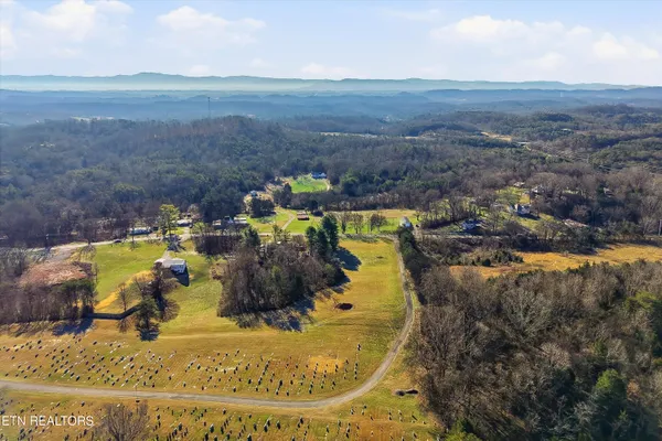 $7,000,000 | 9712 Thorngrove Pike, Strawberry Plains, TN 37871
