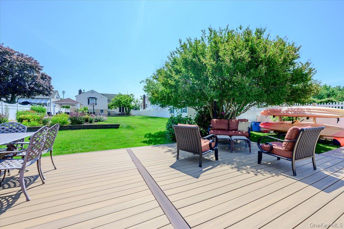 311 Blackheath Road Long Beach, NY 11561 - Photo 32 of 43
