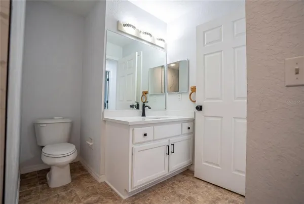 $229,700 | 2503 Southeast 18th Circle, Ocala, FL 34471