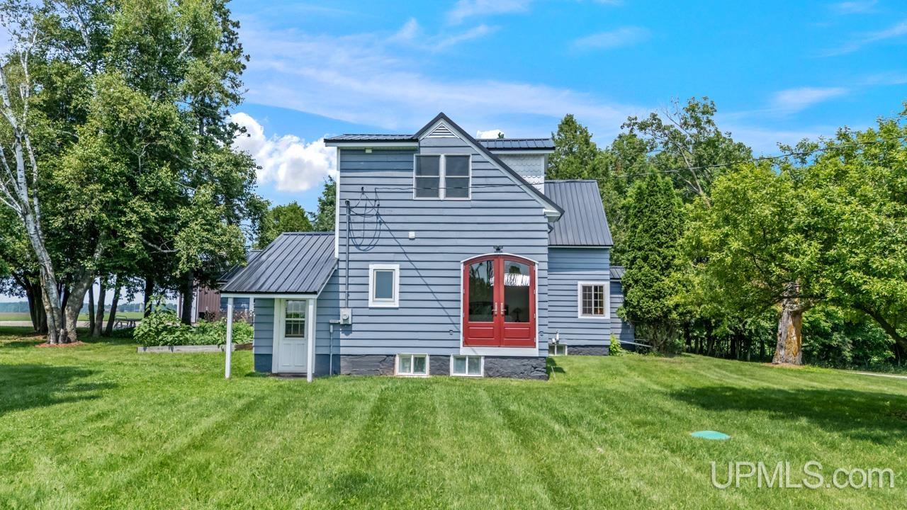 3143 D Road Bark River, MI 49807 - Photo 6 of 45