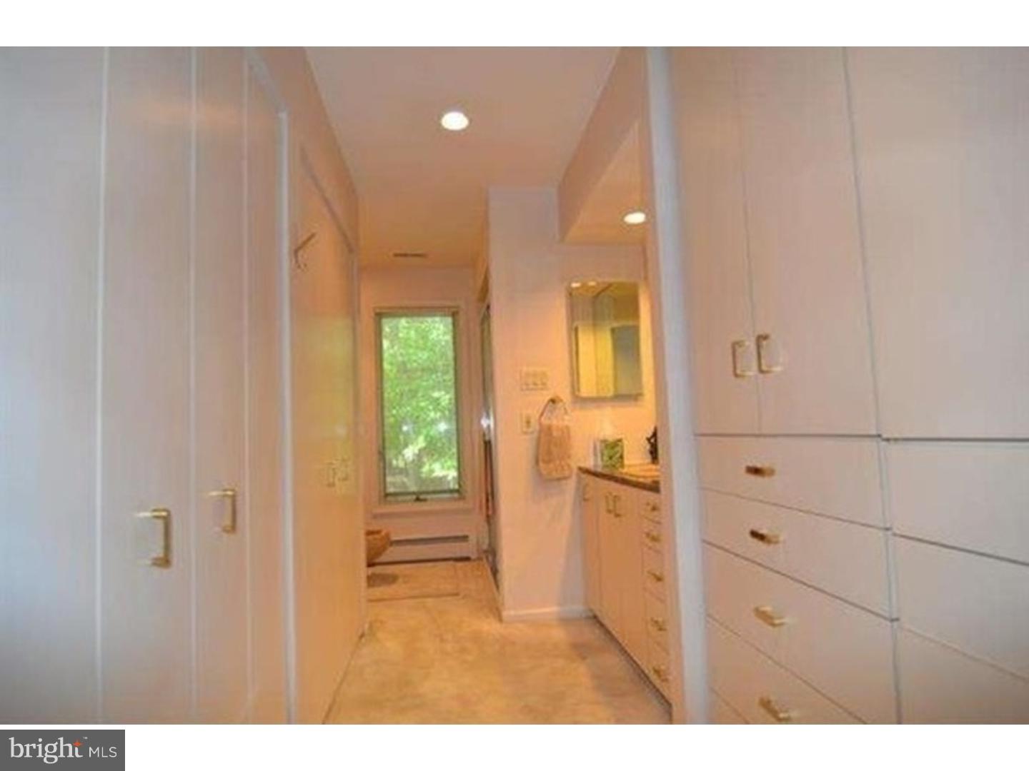 1095 Springdale Road Cherry Hill, NJ 08003 - Photo 17 of 24 Bathroom