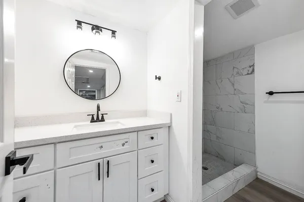 $2,480 | 4356 A Phlox Street, Houston, TX 77051