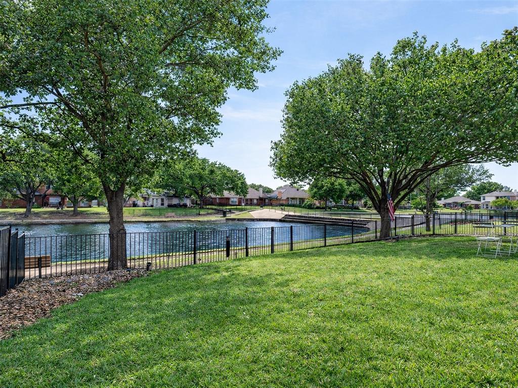 11305 Ocean Road Frisco, TX 75035 - Photo 2 of 28